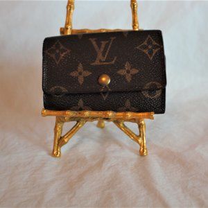 Authentic LOUIS VUITTON Monogram Brown Leather Ring Key Case